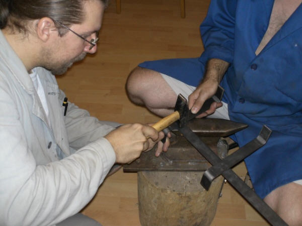 craticula Beine zusammennieten